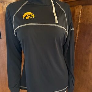 Columbia Women’s Iowa Hawkeyes Black Quarter Zip Top